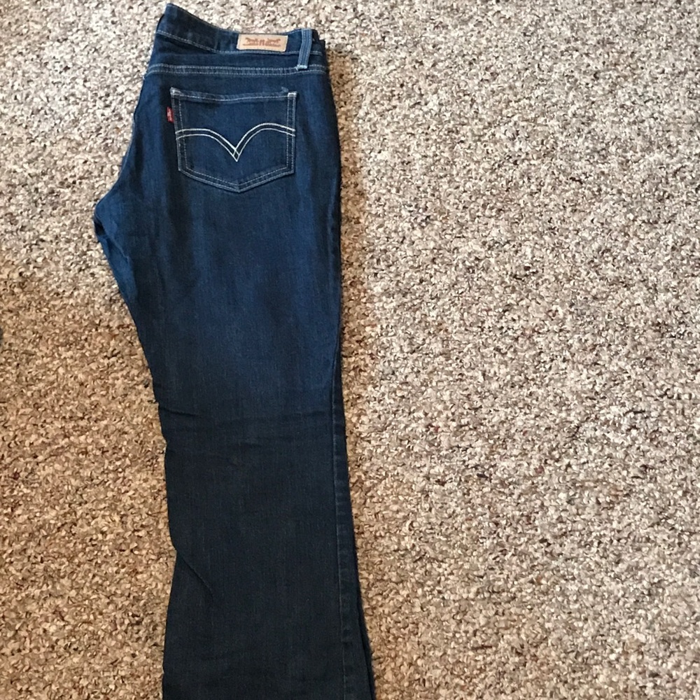 Levi jeans